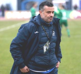 Антонов продължава да тренира с Дунав
