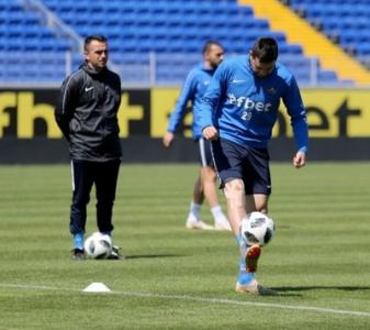 Левски отпътува за Пловдив с 18 футболисти