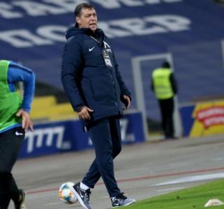 Хубчев не иска играчи от Румъния