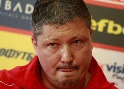 Любо Пенев на два пъти се разминал с ЦСКА Любо Пенев на два пъти се разминал с ЦСКА