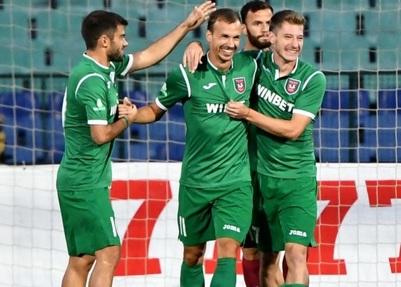 ОБРАТ: Клуб от efbet Лига се отказа от мярката 60/40