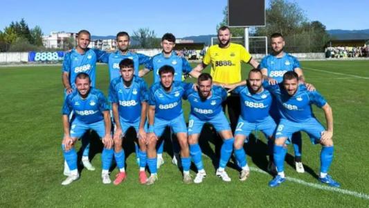 Пирин 1941 приема Оборище в битка на съседите в класирането Пирин 1941 приема Оборище в битка на съседите в класирането