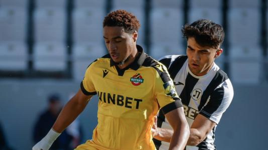 Локомотив Пловдив - Ботев Пловдив 1:1, срещата е прекратена заради инцидент с Даниел Наумов!