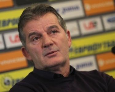 Емил Костадинов: Форматът в efbet Лига остава същият поне до 2021г.