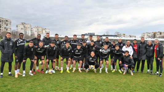 Локомотив Пловдив проведе историческа първа тренировка на базата в 