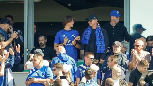 След победата на Левски: Атанас Бостанджиев се прибра в Лондон