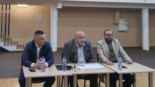 Кралев и група депутати внесоха отново законопроект за футболното хулиганство 