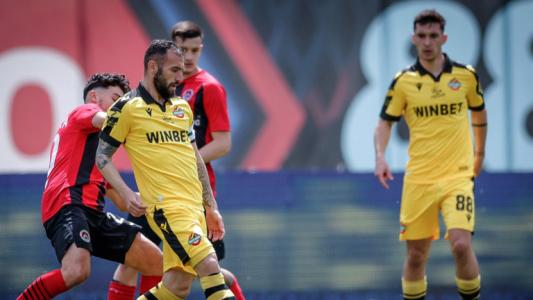 Локомотив София приема Ботев Пловдив в първия мач от програмата на Никулден