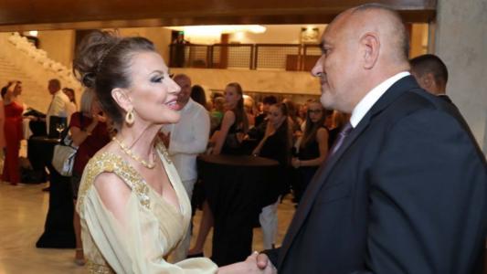 Илиана Раева настръхна заради Левски: Засрамете се! 