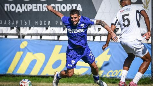 Нападател на Спартак Вн ще се оперира