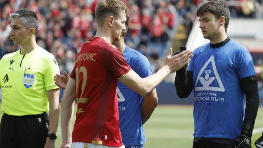 Иван Андонов ще продължи да бъде титулярен вратар на Левски