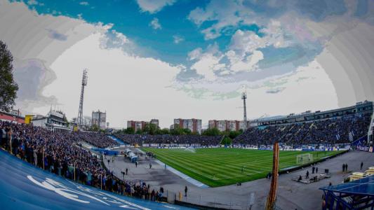 Геодезисти замерват Герена