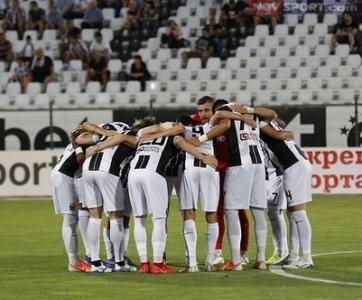 НА ЖИВО В NOVSPORT: Локо Пловдив - Спартак Търнава (СЪСТАВИ)