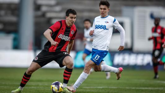 Анте Аралица близо до националния отбор на България