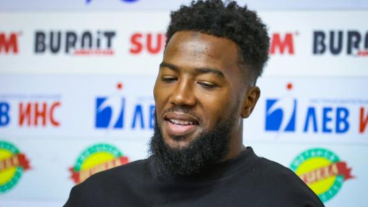 Назон няма да ходи в Русия