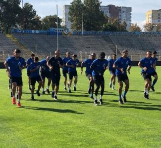Левски поднови тренировки без петимата национали