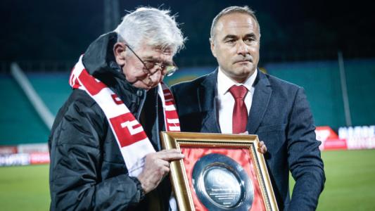 ЦСКА подкрепи Джони Велинов