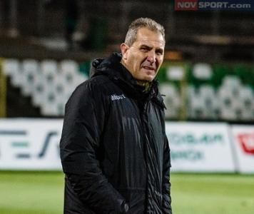 Херо: Камбуров напуска, за да бие рекорда на Жеков Херо: Камбуров напуска, за да бие рекорда на Жеков