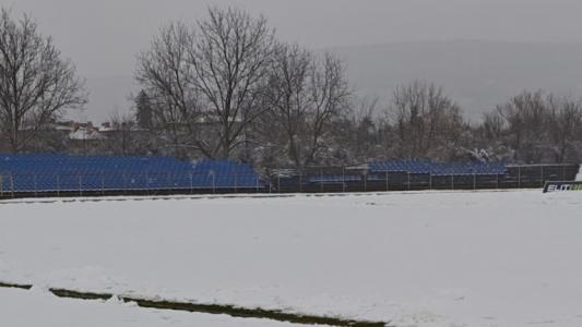 Снегът отложи мача Севлиево - Спортист Своге
