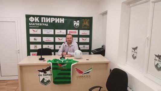 Емблематичен фен със запазена марка: Извадиха мача от всички заложни къщи!