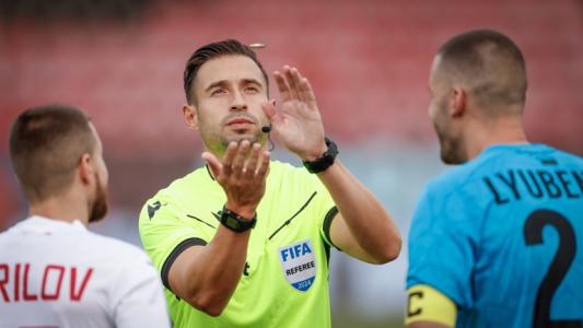 Обявиха съдиите за кръга: Гидженов на Левски, Кабаков на Лудогорец