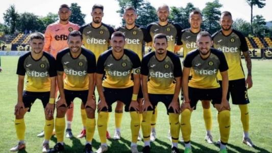 Миньор отдалечи Вихрен от лидерите