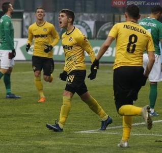 Двама бразилци подсилват Ботев Пд