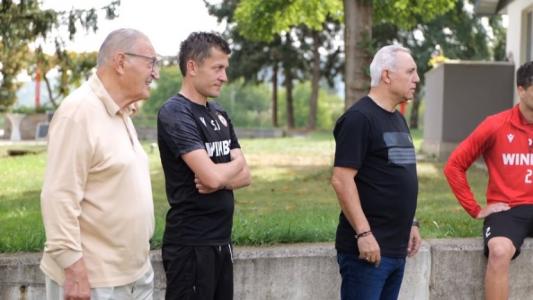 Стоичков и Пенев вдъхновиха играчите на ЦСКА преди дербито с Левски