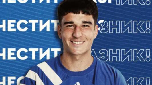 Левски позволи на Виктор Любенов да играе срещу тима си за купата Левски позволи на Виктор Любенов да играе срещу тима си за купата