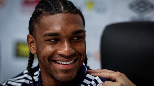 Макун под въпрос за мача в Разград