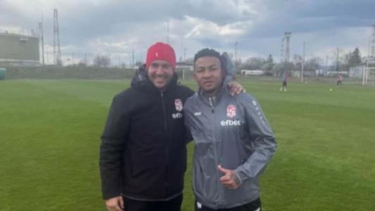 Седемкратен шампион лъсна с цветовете на ЦСКА 1948