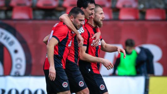 Куриозен автогол, червен картон и отменен гол в успеха на „железничарите“