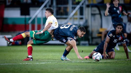 България - Люксембург 0:0, картон след картон на 