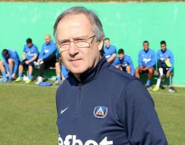 Дерменджиев е доволен: Отборът започна да показва характер