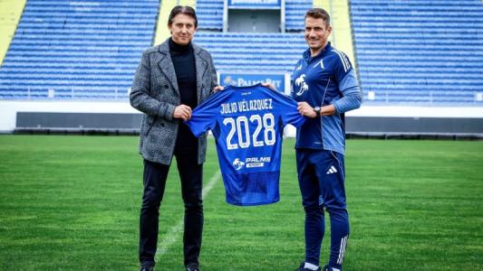 Официално: Хулио Веласкес преподписа с Левски до 2028 година