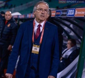 Дерменджиев: Футболът ни не е на ниво, но не трябва да го хулим