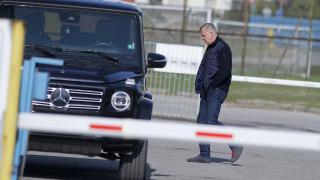 Сираков при футболистите след загубата от ЦСКА
