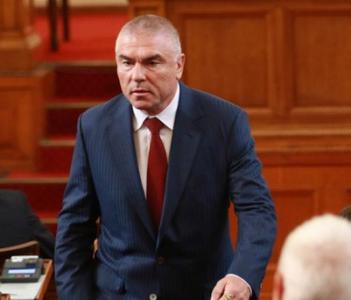 Безумна идея: Депутат иска да заличи 