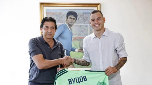 Светослав Вуцов подписа нов договор с Левски