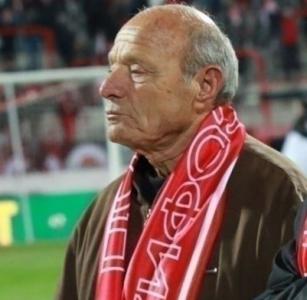 Легенда на ЦСКА: С този треньор ще имаме нулева година