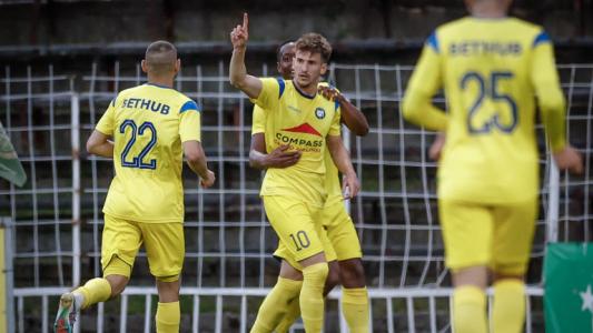 Крумовград изпада директно в Трета лига, играчите се разбягват