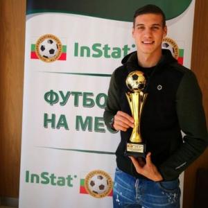 Десподов най-после си взе наградата за Футболист №1 на месеца