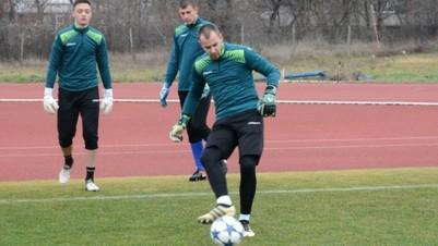 Национал от Черно море аут за мача с Етър