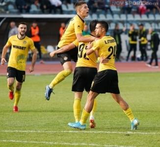 Феро определи 19 футболисти за гостуването на ЦСКА