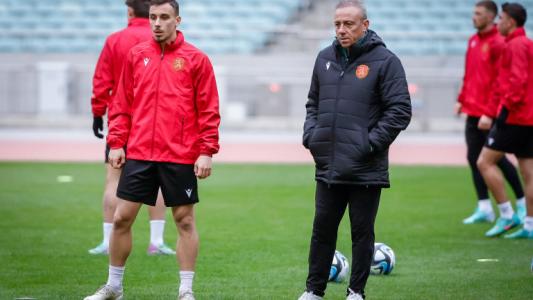 Националите ще тренират час по-късно в Букурещ