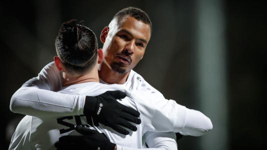 Защитник на Лудогорец потегли към Африка