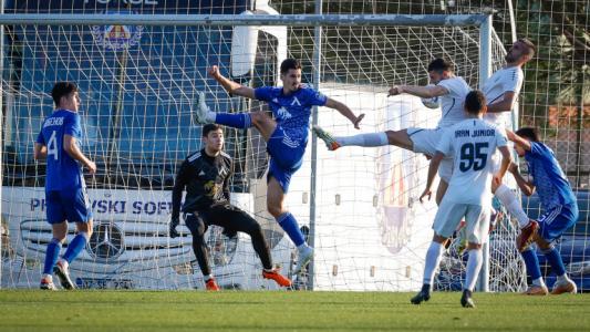 Очаквайте на живо: Левски - Тузла Сити, Костов определи стартовия състав