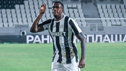 Сираков и Крушарски се засичат на 500 хил. евро за Хуан Переа