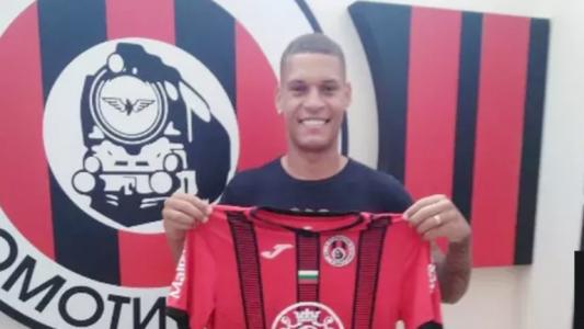 Машадо реже Левски, преподписва с отбора си 