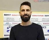 Футболист №1 на България дарява топки на Локо Пд